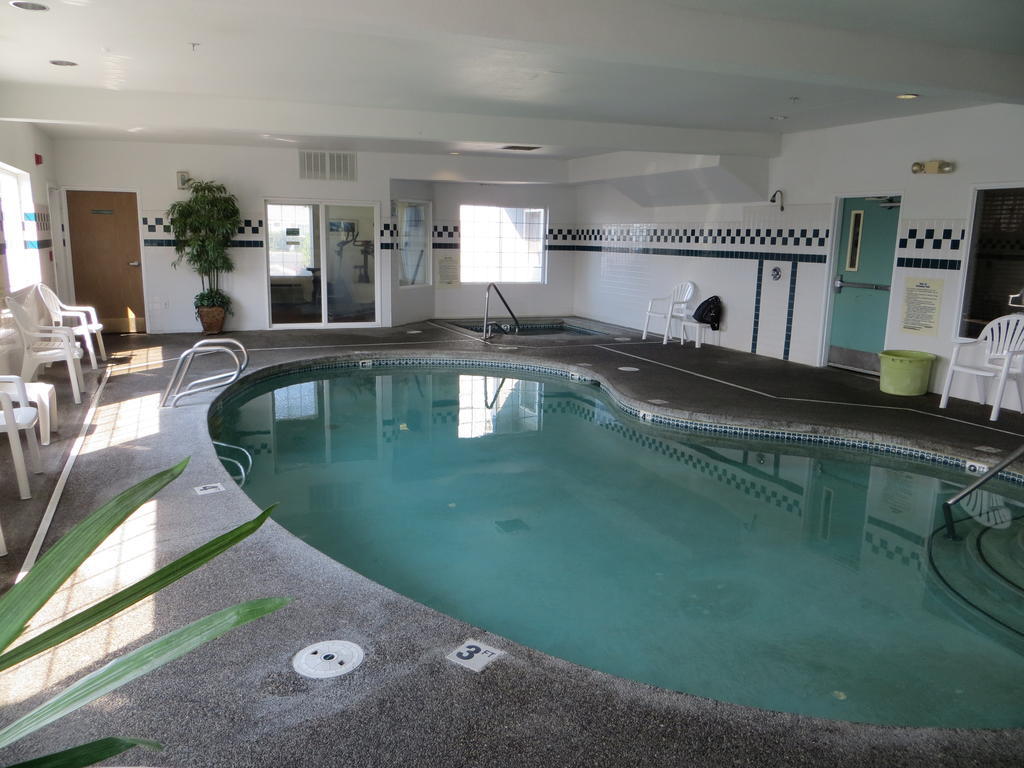 Toppenish Inn And Suites Εξωτερικό φωτογραφία
